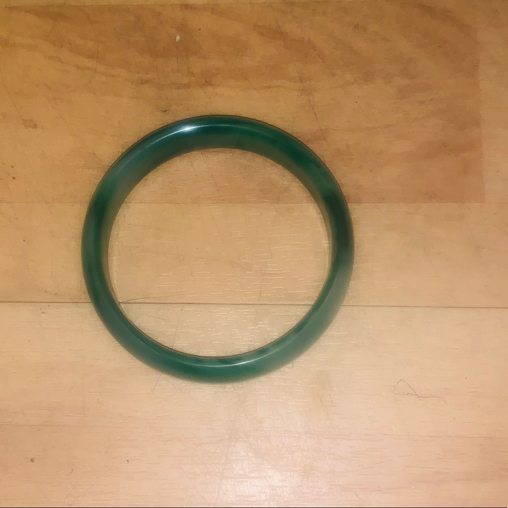 Jade bangle bracelet